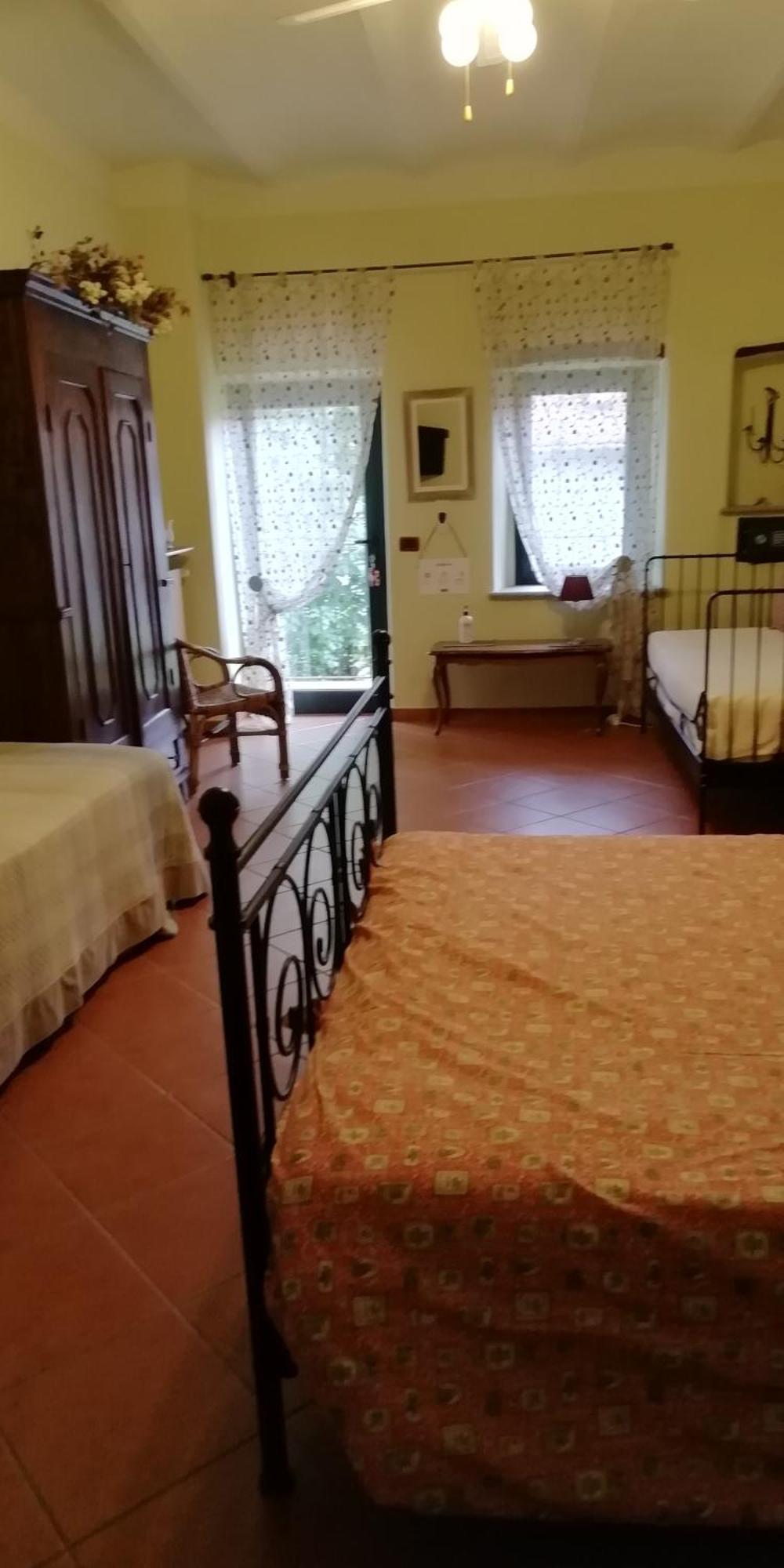 Bed&Breakfast La Siepe Pinerolo Phòng bức ảnh